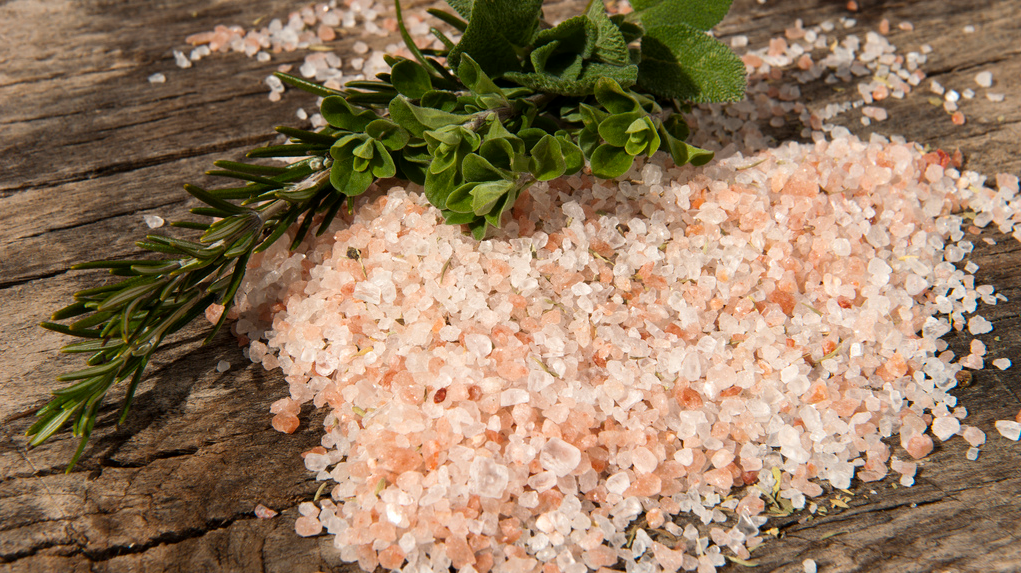 How To Use Himalayan Rock Salt in Your Daily Life & Get Its Benefits?