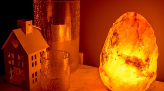 Natural salt Lamps